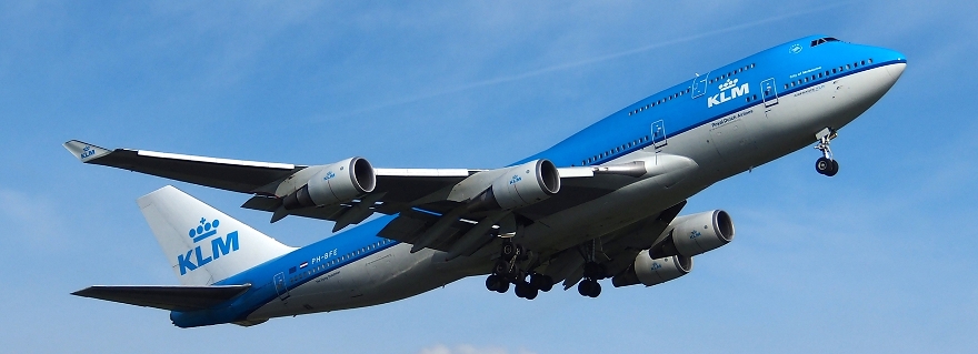 What does a pilot know about fear of flying?